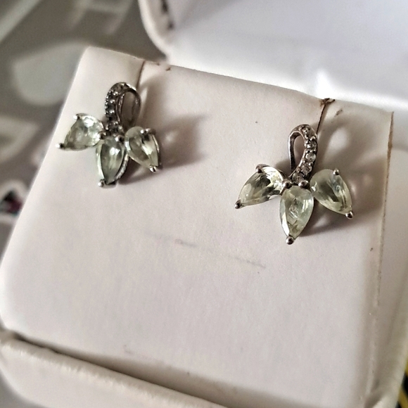*RARE* Premium Natural Chrysoberyl and White Zircon Stud Earrings - Picture 3 of 6